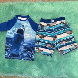 Boy’s Wonder Nation Shark bathing suit size small (6/7)